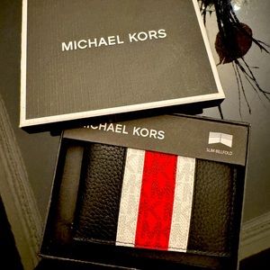 NEW IN BOX Michael Kors Slim billfold wallet Hudson Logo